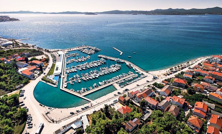 D Marin Borik Marina